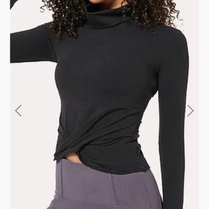 long sleeve athletic shirt